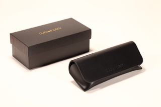A black glasses box set, paper box and glasses case soft bag, LOGO and color can be customized