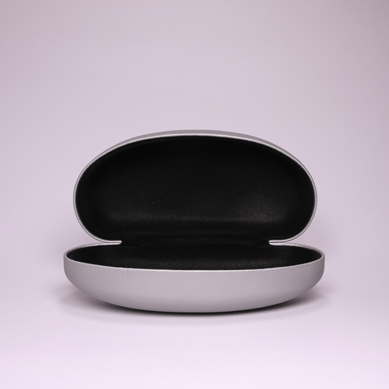2021 Glasses case Sunglasses case comes in two colors shaped like cashew nuts