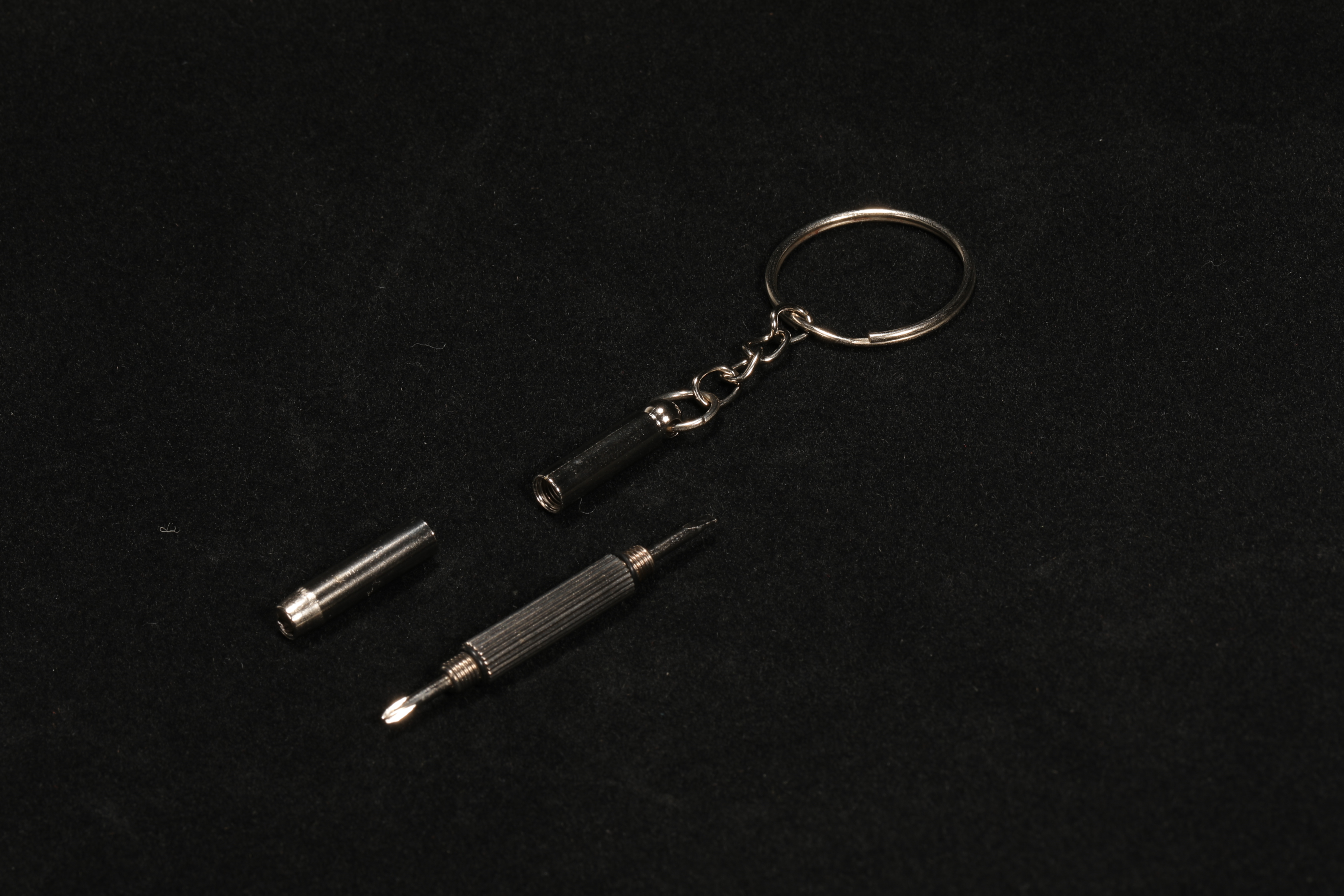 2021 Keyring and tool pen dual use