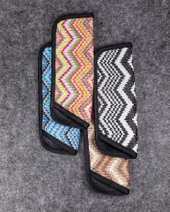 Four Types of Pockets for 2021 Sunglasses, with A Wavy Pattern Printed on The Pockets