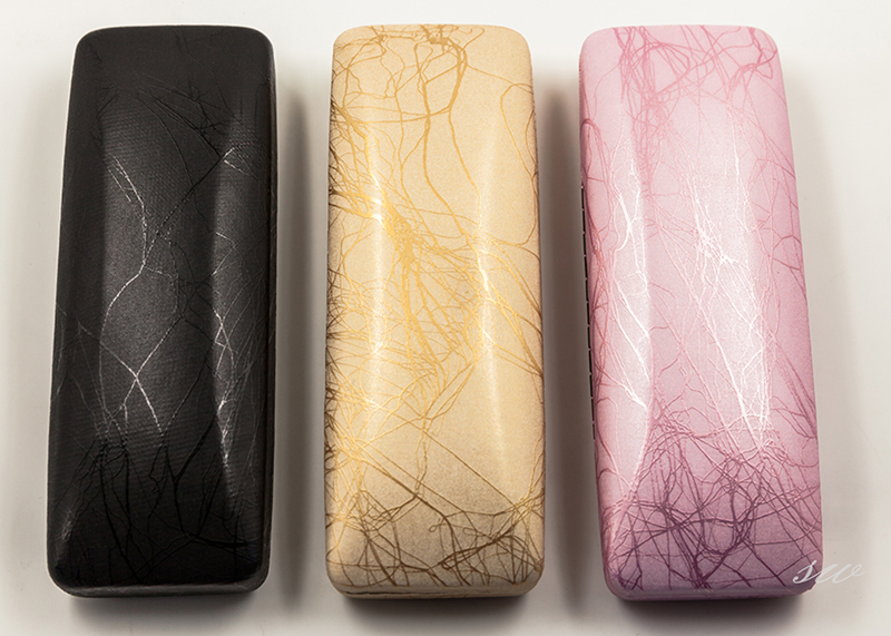 2021 Glasses Case Sunglasses Case in Three Colors with Irregular Stripes Printed on It